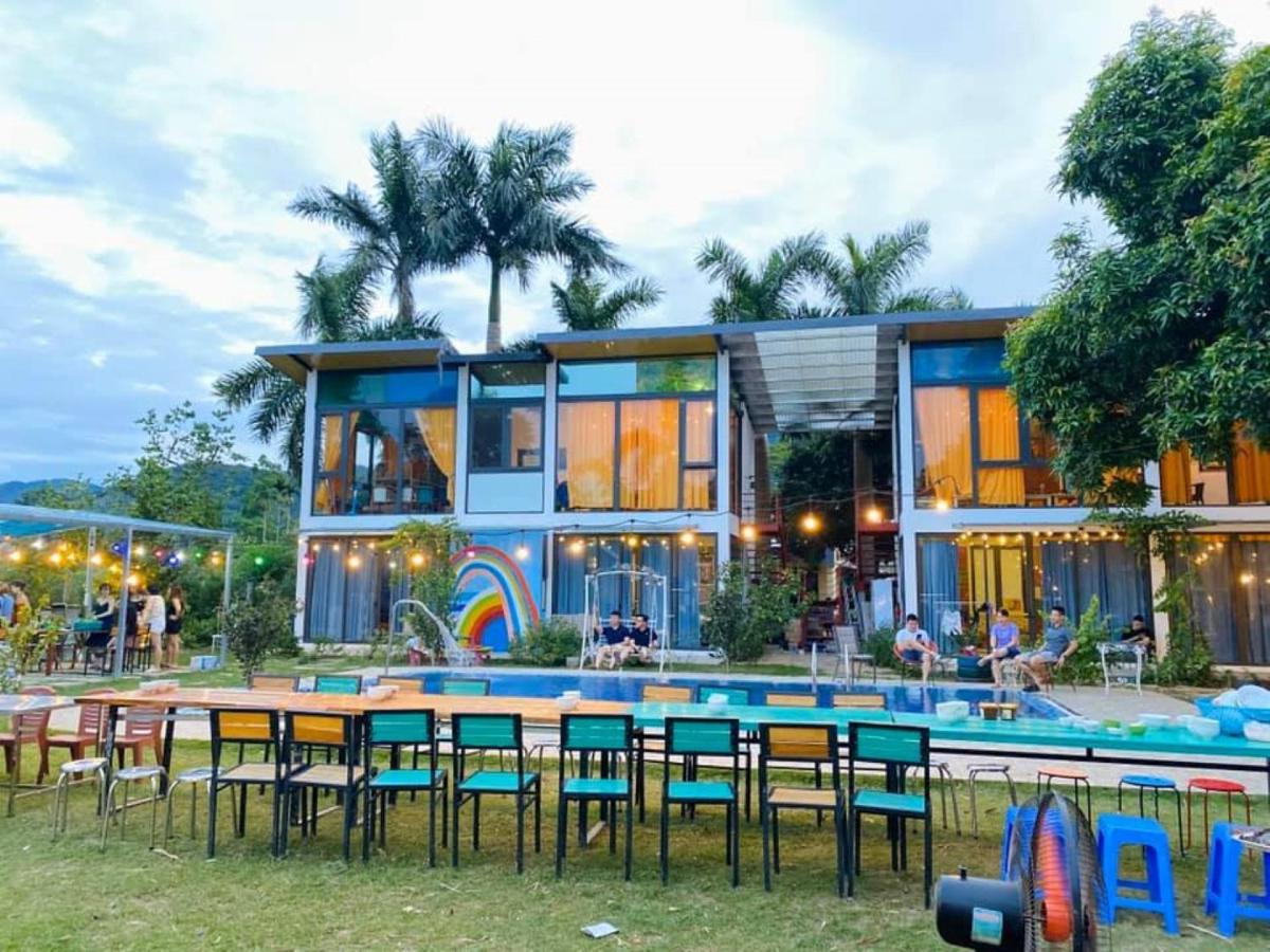 Khám phá khối rubik khổng lồ tại Ba Vì - Sunny Homestay